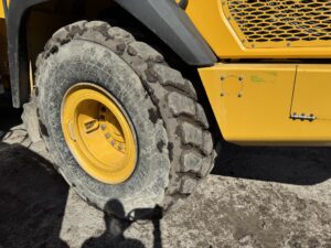 2023 Deere 260E Water Truck 2091-BT 2023 Deere 260E Water Truck 2091-BT