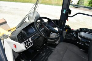 2019 Komatsu WA270-8 Loader 2058-BB 2019 Komatsu WA270-8 Loader 2058-BB