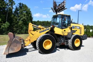 2019 Komatsu WA270-8 Loader 2058-BB 2019 Komatsu WA270-8 Loader 2058-BB