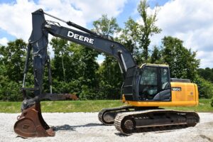 2020 Deere 180G LC Excavator 2074-BT