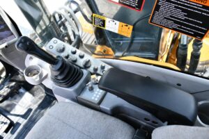 2020 Deere 180G LC Excavator 2074-BT
