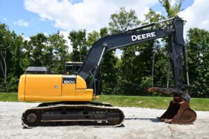 2020 Deere 180G LC Excavator 2074-BT