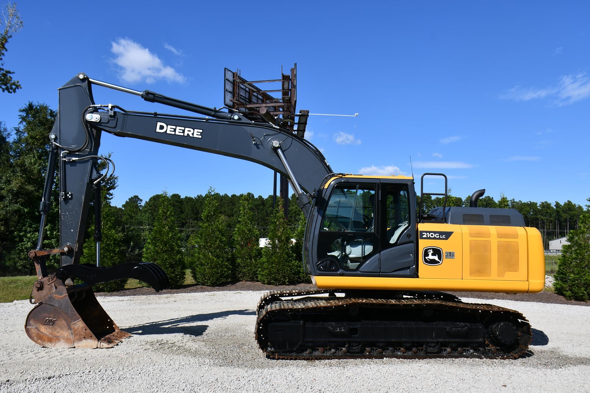 2022 Deere 210GLC Excavator 2068-BT 2022 Deere 210GLC Excavator 2068-BT