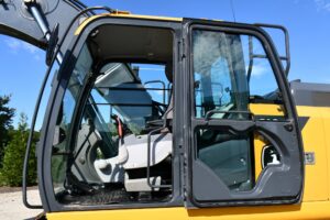 2022 Deere 210GLC Excavator 2068-BT 2022 Deere 210GLC Excavator 2068-BT