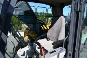 2022 Deere 210GLC Excavator 2068-BT 2022 Deere 210GLC Excavator 2068-BT