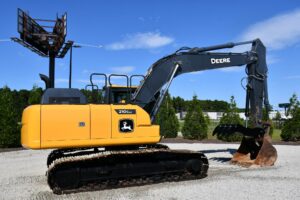 2022 Deere 210GLC Excavator 2068-BT 2022 Deere 210GLC Excavator 2068-BT