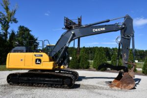 2022 Deere 210GLC Excavator 2068-BT 2022 Deere 210GLC Excavator 2068-BT