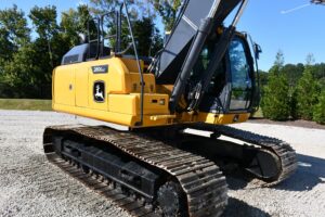 2022 Deere 210GLC Excavator 2068-BT 2022 Deere 210GLC Excavator 2068-BT