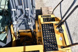 2022 Deere 210GLC Excavator 2068-BT 2022 Deere 210GLC Excavator 2068-BT