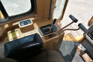 1992 Cat D5H Dozer 2081-AJ