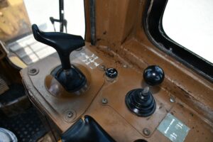 1992 Cat D5H Dozer 2081-AJ