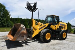 2022 Komatsu WA320-8 Wheel Loader 2100-BT