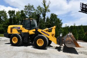 2022 Komatsu WA320-8 Wheel Loader 2100-BT