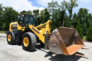 2022 Komatsu WA320-8 Wheel Loader 2100-BT