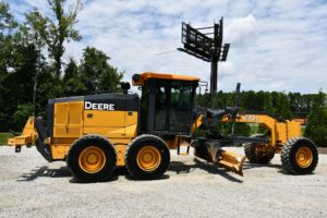2018 Deere 672G Grader 2079-TU 2018 Deere 672G Grader 2079-TU