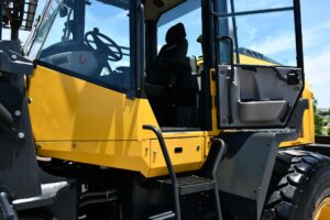 2021 Komatsu WA320-8 Wheel Loader 2101-BT