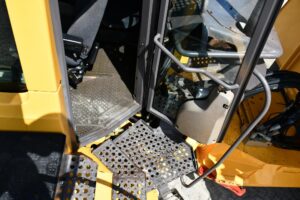 2012 Volvo A40F Water Truck 2113-BT
