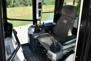 2018 Cat 953K Track Loader 2124-BT 2018 Cat 953K Track Loader 2124-BT