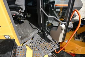 2015 Volvo A40G Water Truck 2114-TU