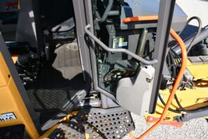 2022 Volvo A25G Truck 2133-BT
