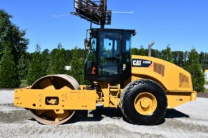 2020 Cat CS56B Roller 2137-BT 2020 Cat CS56B Roller 2137-BT