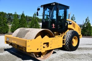 2020 Cat CS56B Roller 2137-BT 2020 Cat CS56B Roller 2137-BT