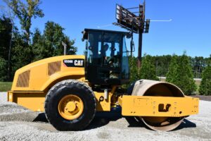 2020 Cat CS56B Roller 2137-BT 2020 Cat CS56B Roller 2137-BT