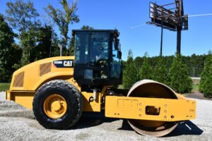 2020 Cat CS56B Roller 2137-BT 2020 Cat CS56B Roller 2137-BT