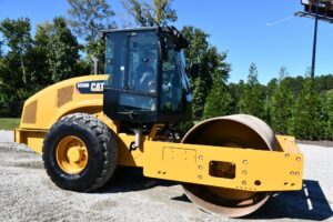 2020 Cat CS56B Roller 2137-BT 2020 Cat CS56B Roller 2137-BT