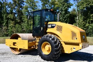 2020 Cat CS56B Roller 2138-BT 2020 Cat CS56B Roller 2138-BT