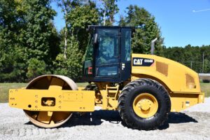 2020 Cat CS56B Roller 2138-BT 2020 Cat CS56B Roller 2138-BT