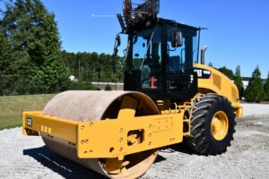 2020 Cat CS56B Roller 2138-BT 2020 Cat CS56B Roller 2138-BT