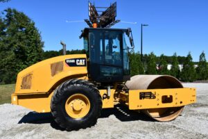 2020 Cat CS56B Roller 2138-BT 2020 Cat CS56B Roller 2138-BT