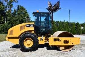 2020 Cat CS56B Roller 2138-BT 2020 Cat CS56B Roller 2138-BT