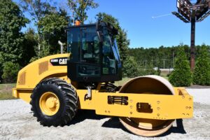 2020 Cat CS56B Roller 2138-BT 2020 Cat CS56B Roller 2138-BT